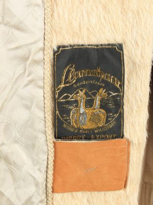 Womens Elagant Lamahaar Fur Long Coat Gorgeous Vintage Size L Beige C2625-159464