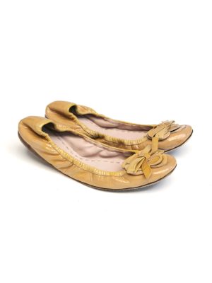 Miu Miu Beige Patent Leather Scrunch Ballet Flats Size UK 6.5