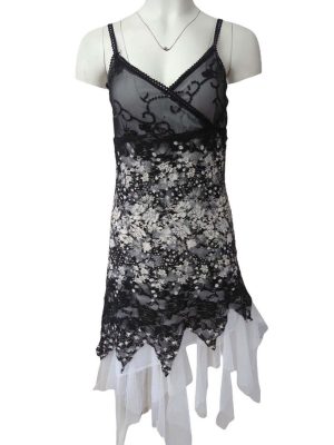 Vintage Dress Embroidered Sequins Embellished Lace details Midi Size M
